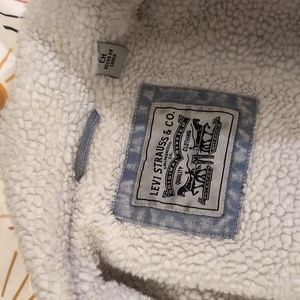 Levis sherpa denim jacket